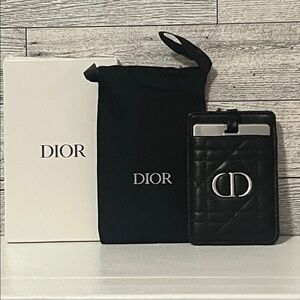 GWP-  Black Card Holder Phone Accessory